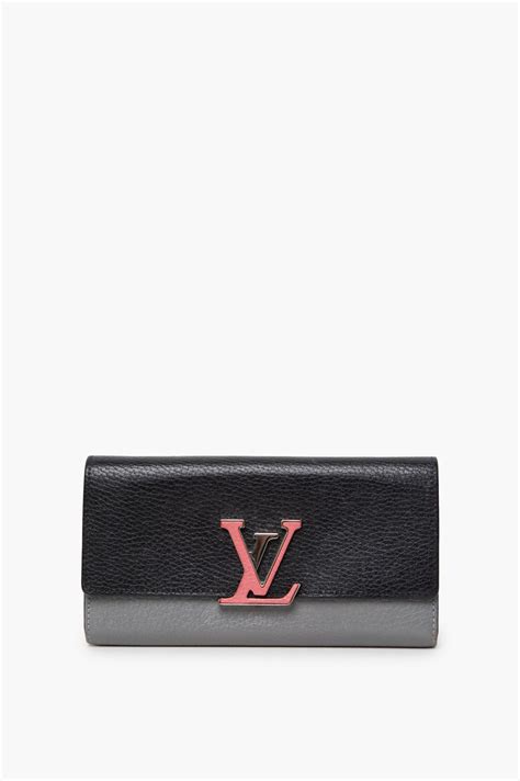 louis vuitton capucines wallet.